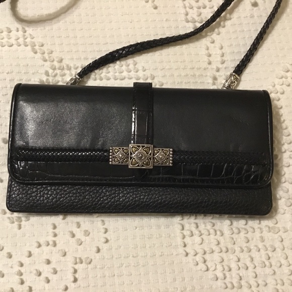 Brighton wallet with detachable strap. - Picture 4 of 8